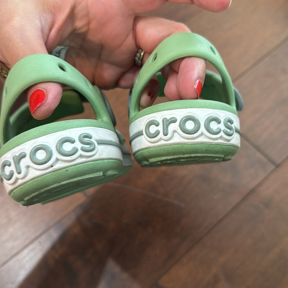 Crocs Sandals Velcro 11c - Picture 6 of 10
